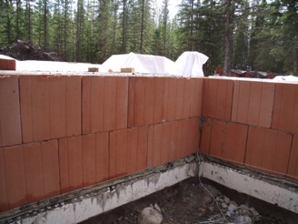 Detail of Coriso clay block wall